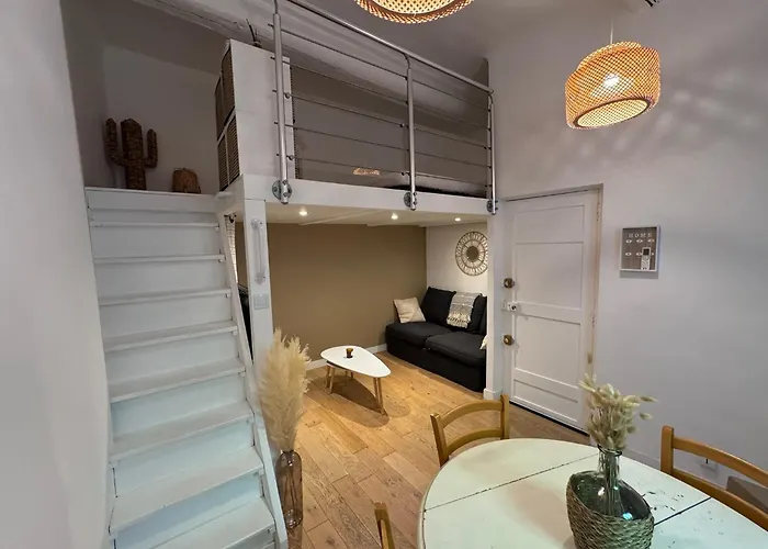 Charmant studio Appartement Hyères